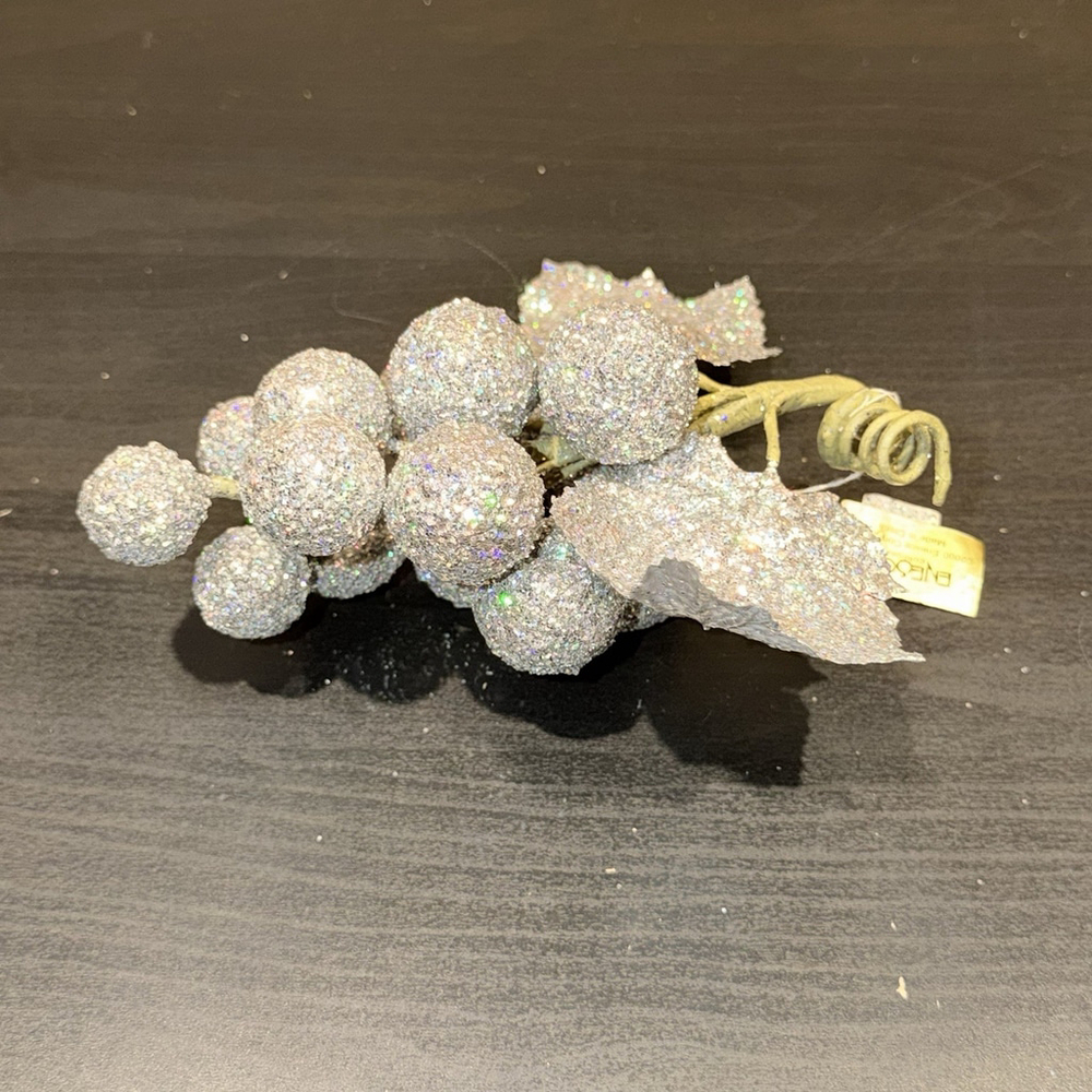Vtg 2000 Enesco Glitter Grapes Ornament Silver Sparkle Decor Glam Cottagecore - Picture 3 of 8